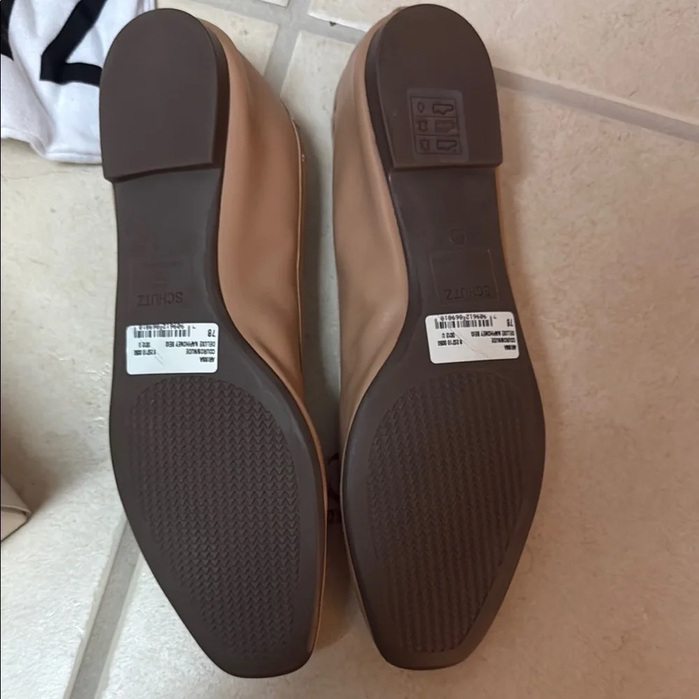 Schutz Women's Tan Ballet Flats - Picture 2 of 3
